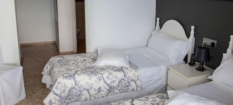 Imagen de alojamiento Hotel Ampolla Sol Imagen de alojamiento Hotel Ampolla Sol