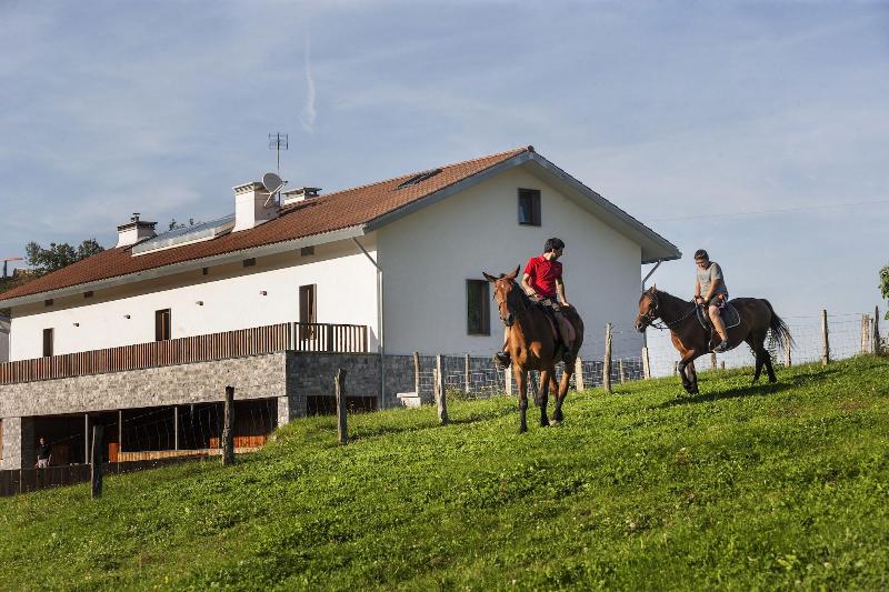 Imagen de alojamiento Youth Hostel Non Stop Inn By Irrisarri Land Imagen de alojamiento Youth Hostel Non Stop Inn By Irrisarri Land