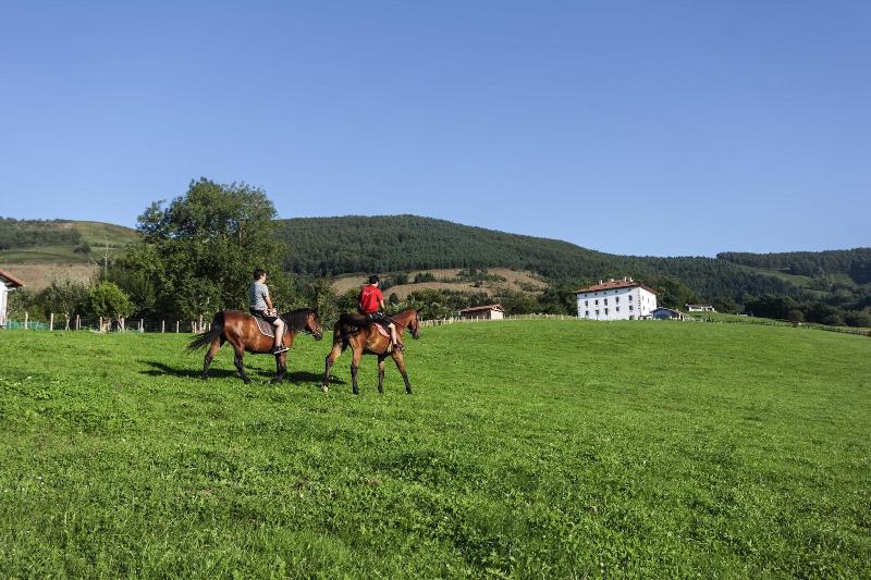 Imagen de alojamiento Youth Hostel Non Stop Inn By Irrisarri Land Imagen de alojamiento Youth Hostel Non Stop Inn By Irrisarri Land