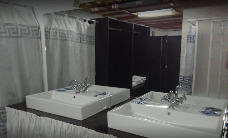 Imagen de alojamiento Hostal Atlantic Imagen de alojamiento Hostal Atlantic