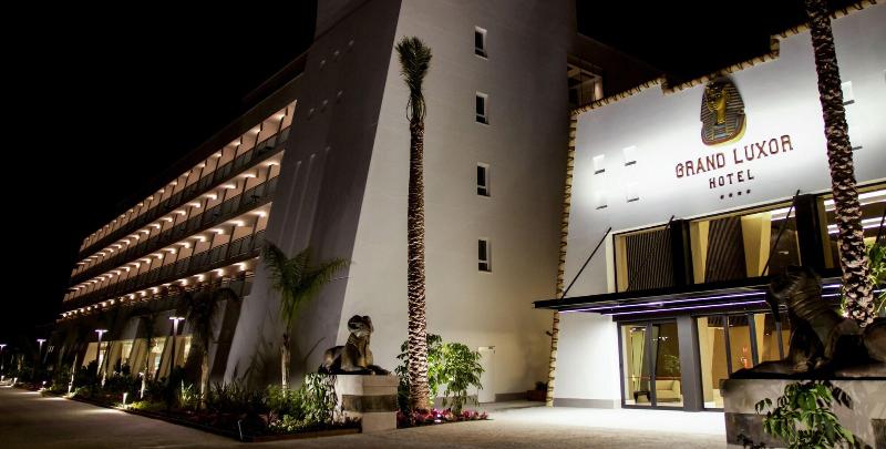Imagen de alojamiento Grand Luxor Hotel - Terra Mitica Theme Park Ticket Imagen de alojamiento Grand Luxor Hotel - Terra Mitica Theme Park Ticket