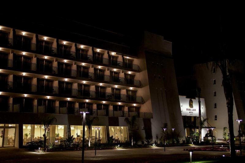 Imagen de alojamiento Grand Luxor Hotel - Terra Mitica Theme Park Ticket Imagen de alojamiento Grand Luxor Hotel - Terra Mitica Theme Park Ticket