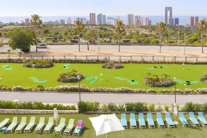 Imagen de alojamiento Grand Luxor Hotel - Terra Mitica Theme Park Ticket Imagen de alojamiento Grand Luxor Hotel - Terra Mitica Theme Park Ticket
