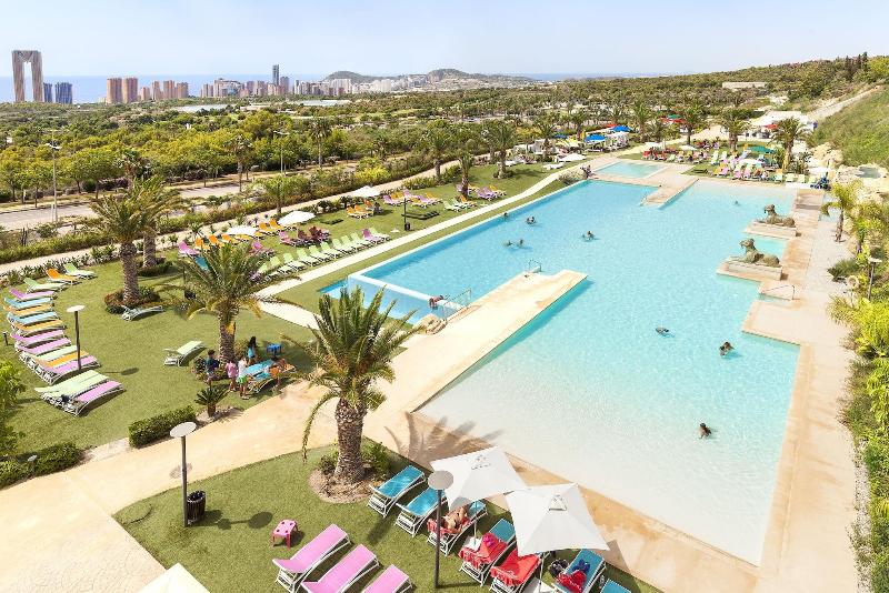Imagen de alojamiento Grand Luxor Hotel - Terra Mitica Theme Park Ticket Imagen de alojamiento Grand Luxor Hotel - Terra Mitica Theme Park Ticket