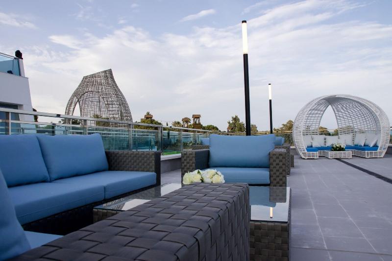 Imagen de alojamiento Grand Luxor Hotel - Terra Mitica Theme Park Ticket Imagen de alojamiento Grand Luxor Hotel - Terra Mitica Theme Park Ticket