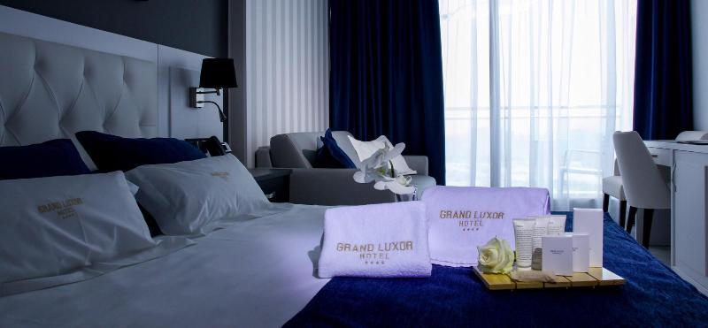 Imagen de alojamiento Grand Luxor Hotel - Terra Mitica Theme Park Ticket Imagen de alojamiento Grand Luxor Hotel - Terra Mitica Theme Park Ticket