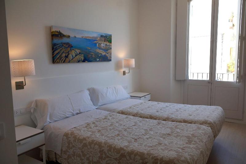 Imagen de alojamiento Hostal Marina Cadaqués Imagen de alojamiento Hostal Marina Cadaqués