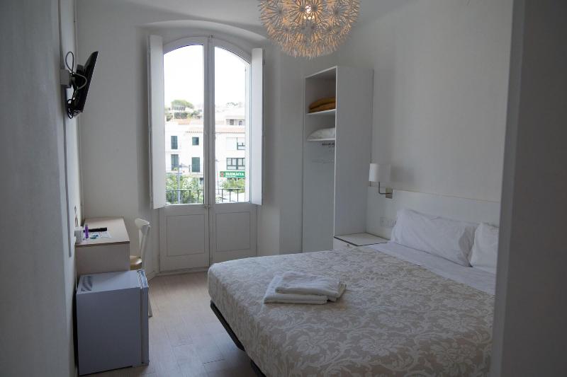 Imagen de alojamiento Hostal Marina Cadaqués Imagen de alojamiento Hostal Marina Cadaqués