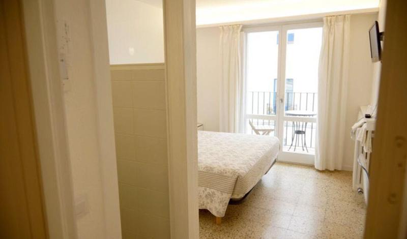 Imagen de alojamiento Hostal Marina Cadaqués Imagen de alojamiento Hostal Marina Cadaqués