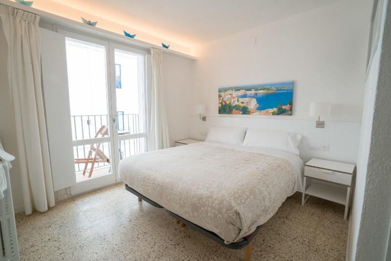 Imagen de alojamiento Hostal Marina Cadaqués Imagen de alojamiento Hostal Marina Cadaqués