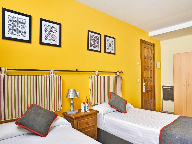 Imagen de alojamiento Hostal La Colmena Imagen de alojamiento Hostal La Colmena