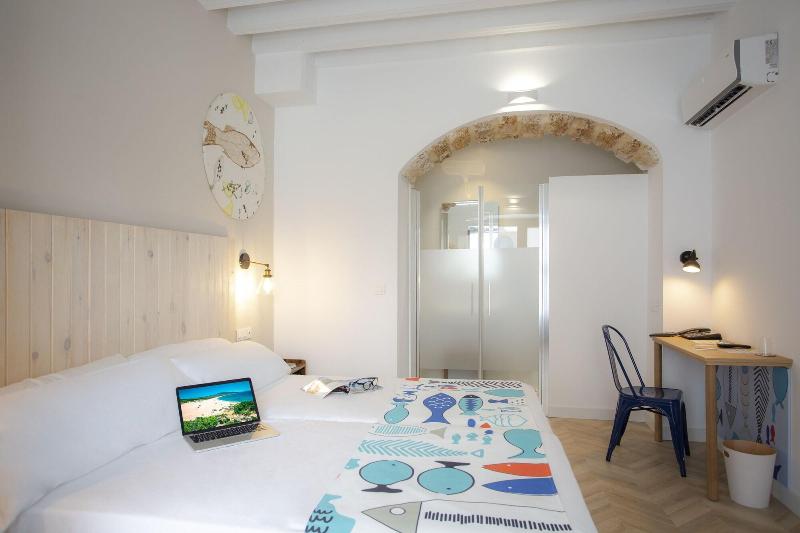 Imagen de alojamiento Casual Con Duende Cadiz Hostal Imagen de alojamiento Casual Con Duende Cadiz Hostal