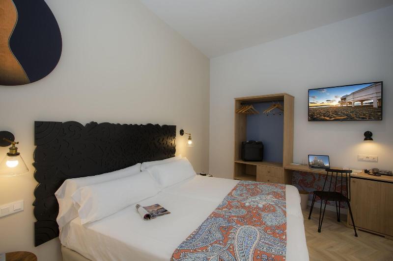 Imagen de alojamiento Casual Con Duende Cadiz Hostal Imagen de alojamiento Casual Con Duende Cadiz Hostal