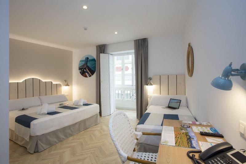 Imagen de alojamiento Casual Con Duende Cadiz Hostal Imagen de alojamiento Casual Con Duende Cadiz Hostal