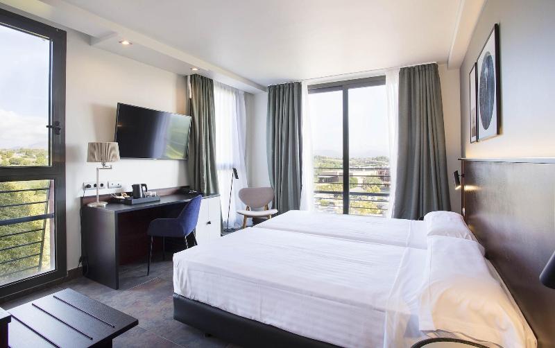 Imagen de alojamiento Doubletree By Hilton Barcelona Golf Imagen de alojamiento Doubletree By Hilton Barcelona Golf