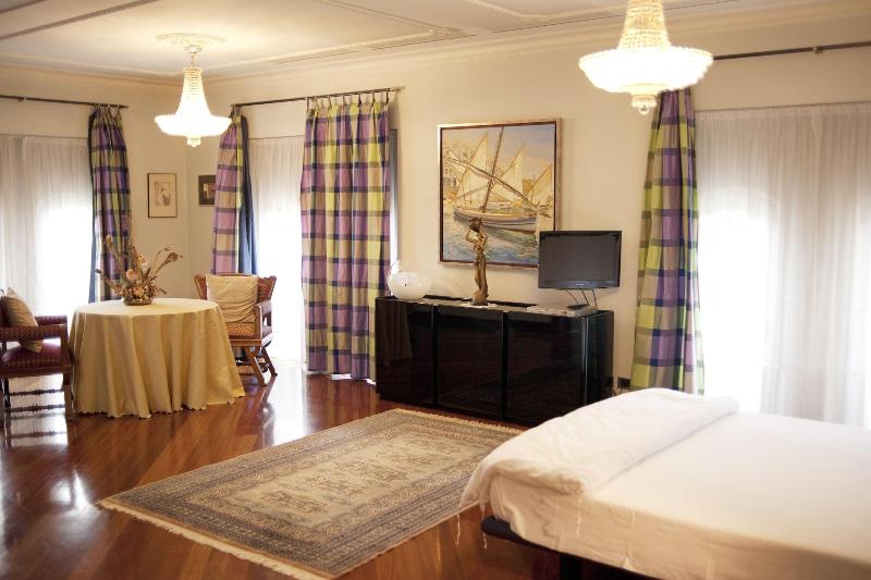 Imagen de alojamiento Hotel Boutique Edelweiss La Garriga - Adults Only Imagen de alojamiento Hotel Boutique Edelweiss La Garriga - Adults Only