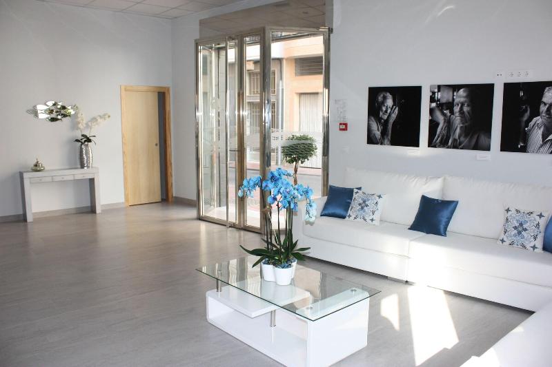 Imagen de alojamiento Hostal Cervantes Playa Imagen de alojamiento Hostal Cervantes Playa