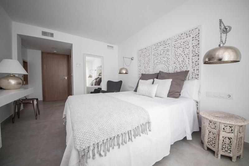 Imagen de alojamiento Hostal Cervantes Playa Imagen de alojamiento Hostal Cervantes Playa