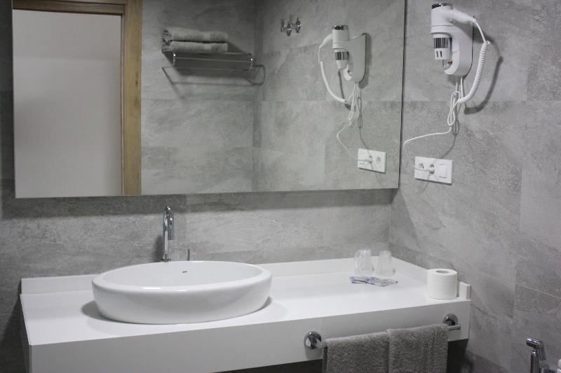 Imagen de alojamiento Hostal Cervantes Playa Imagen de alojamiento Hostal Cervantes Playa