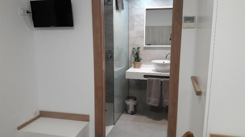 Imagen de alojamiento Hostal Cervantes Playa Imagen de alojamiento Hostal Cervantes Playa