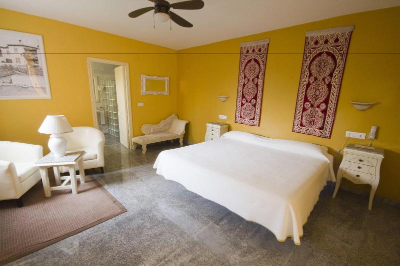 Imagen de alojamiento Hostal Nueva Andalucía Imagen de alojamiento Hostal Nueva Andalucía