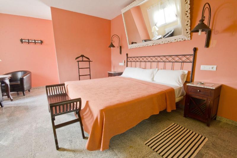 Imagen de alojamiento Hostal Nueva Andalucía Imagen de alojamiento Hostal Nueva Andalucía
