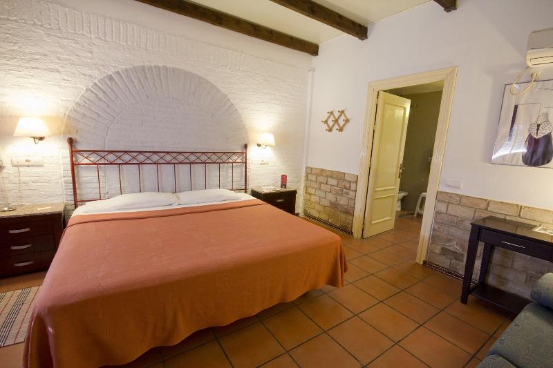 Imagen de alojamiento Hostal Nueva Andalucía Imagen de alojamiento Hostal Nueva Andalucía