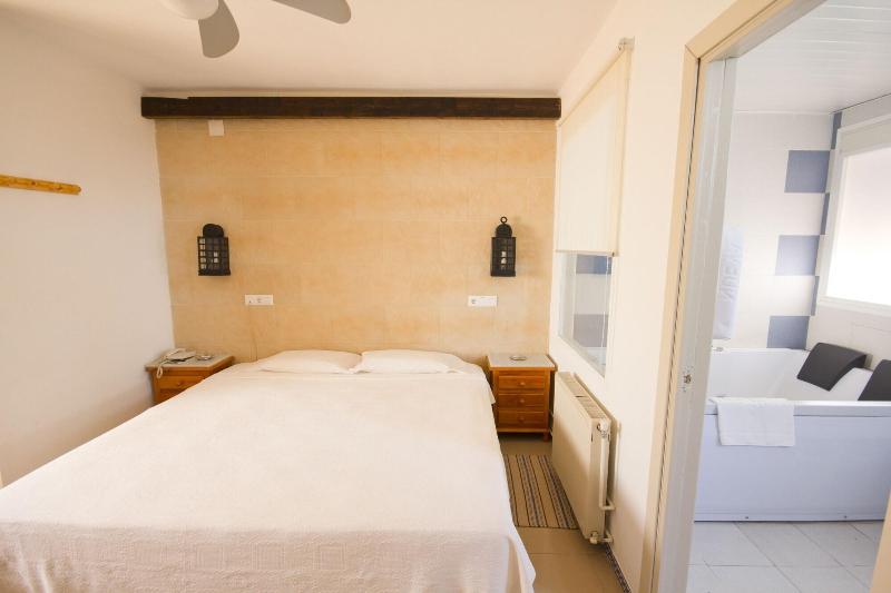 Imagen de alojamiento Hostal Nueva Andalucía Imagen de alojamiento Hostal Nueva Andalucía