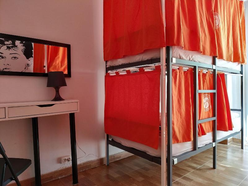 Imagen de alojamiento Summer Hostel Cádiz Imagen de alojamiento Summer Hostel Cádiz