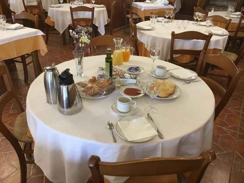 Imagen de alojamiento Restaurante Pensión Mariola Imagen de alojamiento Restaurante Pensión Mariola
