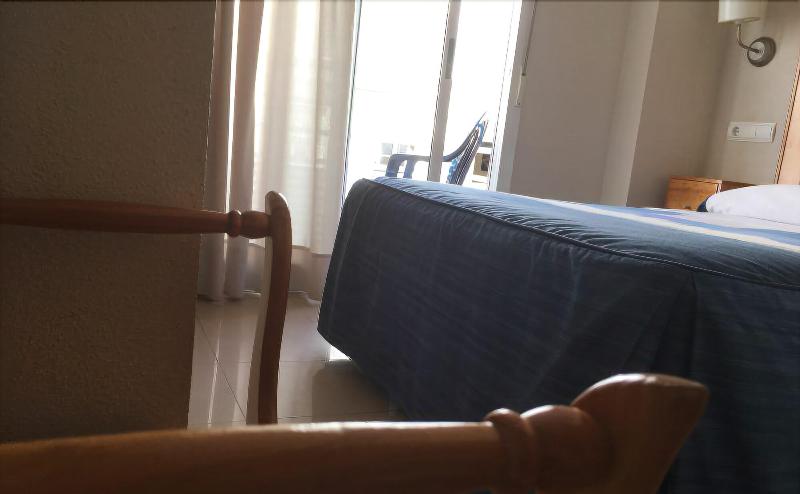Imagen de alojamiento Hostal Quatre Llunes Imagen de alojamiento Hostal Quatre Llunes