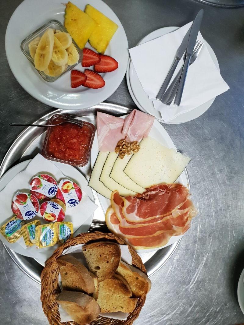 Imagen de alojamiento Hostal Restaurante Pou Des Lleó Imagen de alojamiento Hostal Restaurante Pou Des Lleó