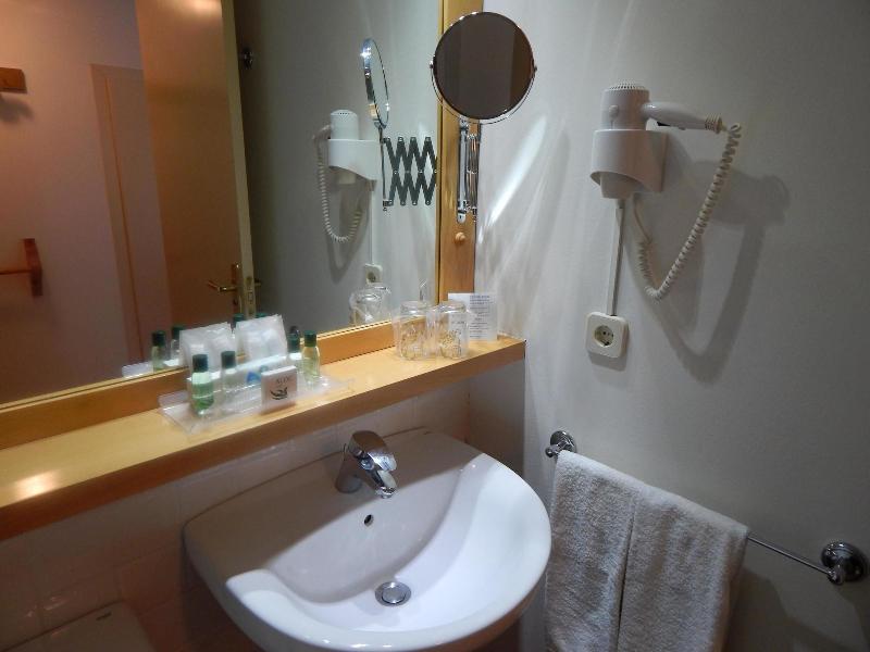 Imagen de alojamiento Hotel De La Font Imagen de alojamiento Hotel De La Font