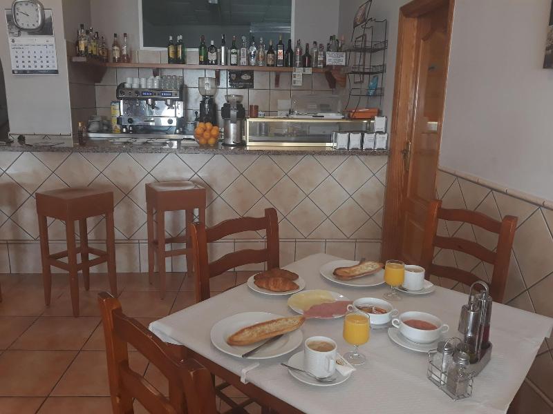 Imagen de alojamiento Hostal Roig 53 Imagen de alojamiento Hostal Roig 53