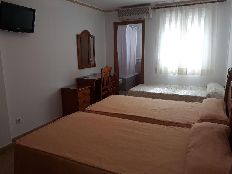 Imagen de alojamiento Hostal Roig 53 Imagen de alojamiento Hostal Roig 53