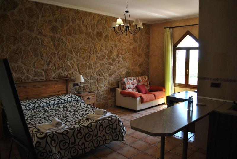 Imagen de alojamiento Hotel Viñedos y Bodegas El Castillo Imagen de alojamiento Hotel Viñedos y Bodegas El Castillo