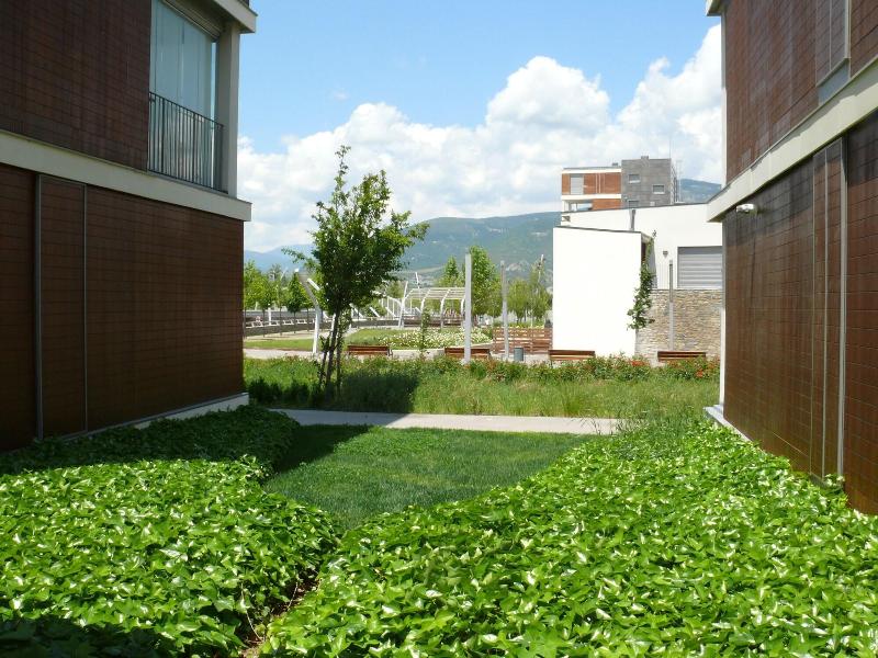 Imagen de alojamiento APARTMENTSUITESPAIN FORMIGAL ORDESA Jardín Imagen de alojamiento APARTMENTSUITESPAIN FORMIGAL ORDESA Jardín
