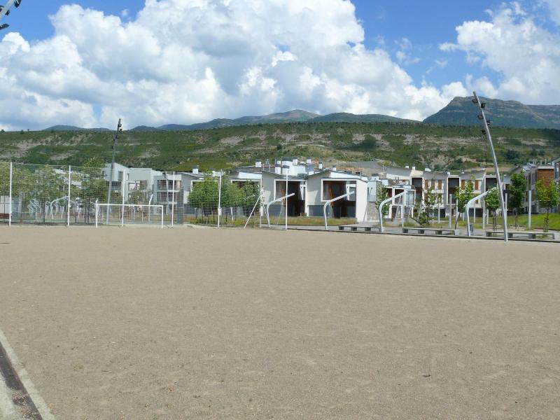 Imagen de alojamiento APARTMENTSUITESPAIN FORMIGAL ORDESA Jardín Imagen de alojamiento APARTMENTSUITESPAIN FORMIGAL ORDESA Jardín