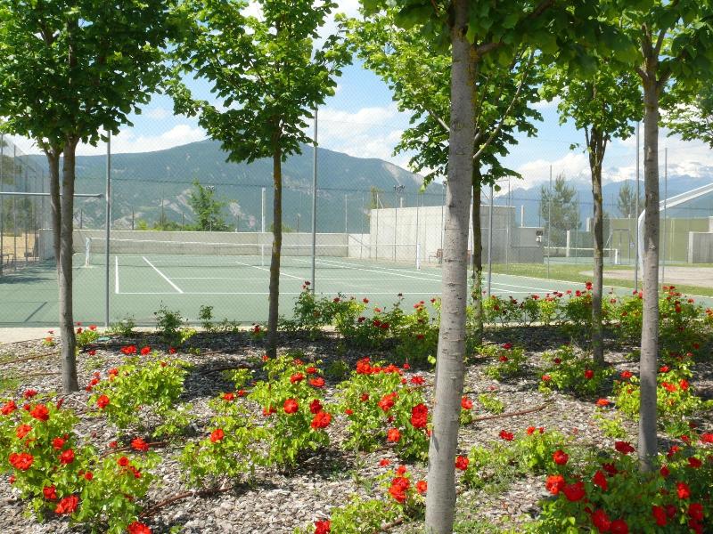 Imagen de alojamiento APARTMENTSUITESPAIN FORMIGAL ORDESA Jardín Imagen de alojamiento APARTMENTSUITESPAIN FORMIGAL ORDESA Jardín