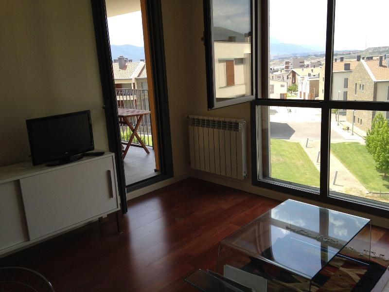 Imagen de alojamiento APARTMENTSUITESPAIN FORMIGAL ORDESA Jardín Imagen de alojamiento APARTMENTSUITESPAIN FORMIGAL ORDESA Jardín
