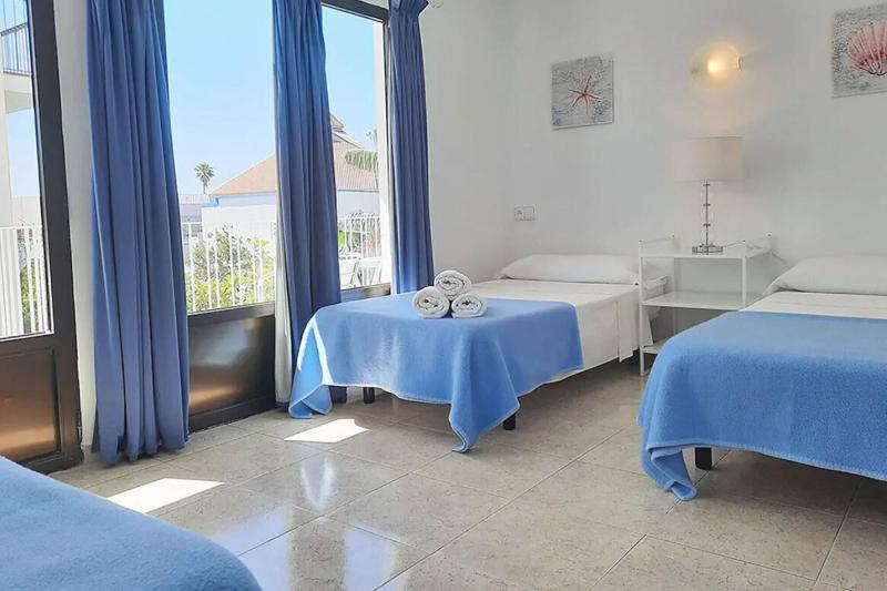 Imagen de alojamiento Hostal Costa Ibiza Imagen de alojamiento Hostal Costa Ibiza