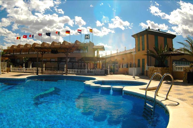 Imagen de alojamiento Hotel Costa Blanca Rojales Imagen de alojamiento Hotel Costa Blanca Rojales