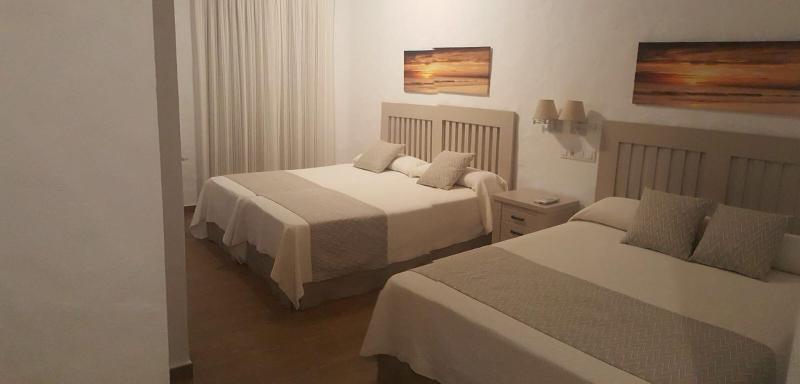 Imagen de alojamiento Hotel Almadrabeta Imagen de alojamiento Hotel Almadrabeta