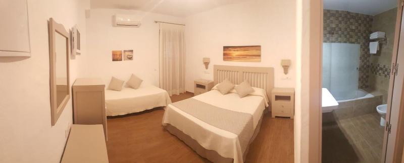 Imagen de alojamiento Hotel Almadrabeta Imagen de alojamiento Hotel Almadrabeta