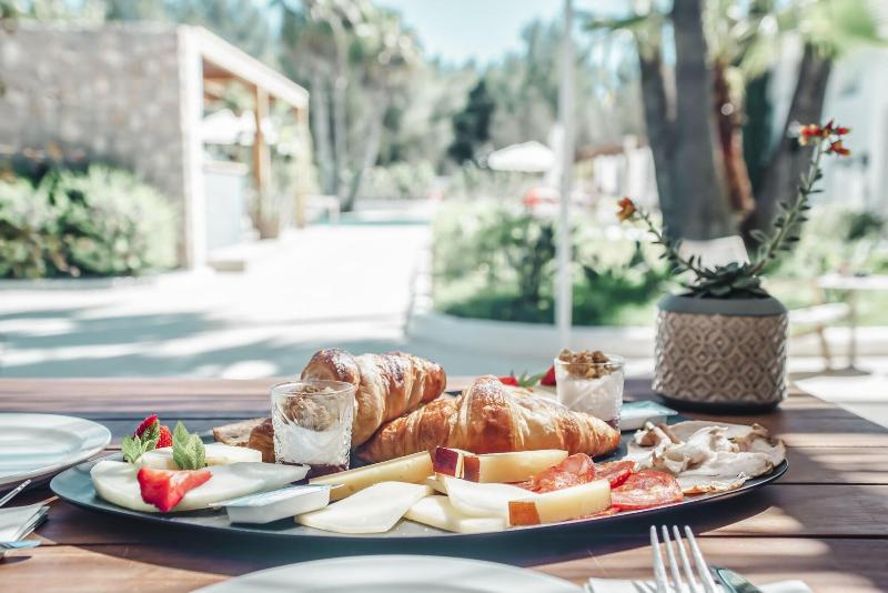 Imagen de alojamiento Hotel Boutique & Spa Las Mimosas Ibiza Imagen de alojamiento Hotel Boutique & Spa Las Mimosas Ibiza