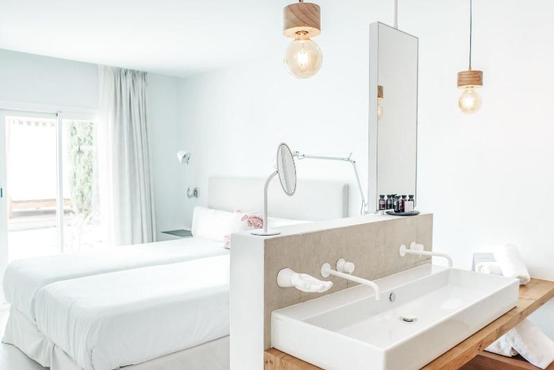 Imagen de alojamiento Hotel Boutique & Spa Las Mimosas Ibiza Imagen de alojamiento Hotel Boutique & Spa Las Mimosas Ibiza