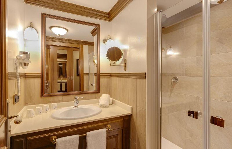 Imagen de alojamiento PortAventura Hotel Colorado Creek -Theme Park Tick Imagen de alojamiento PortAventura Hotel Colorado Creek -Theme Park Tick