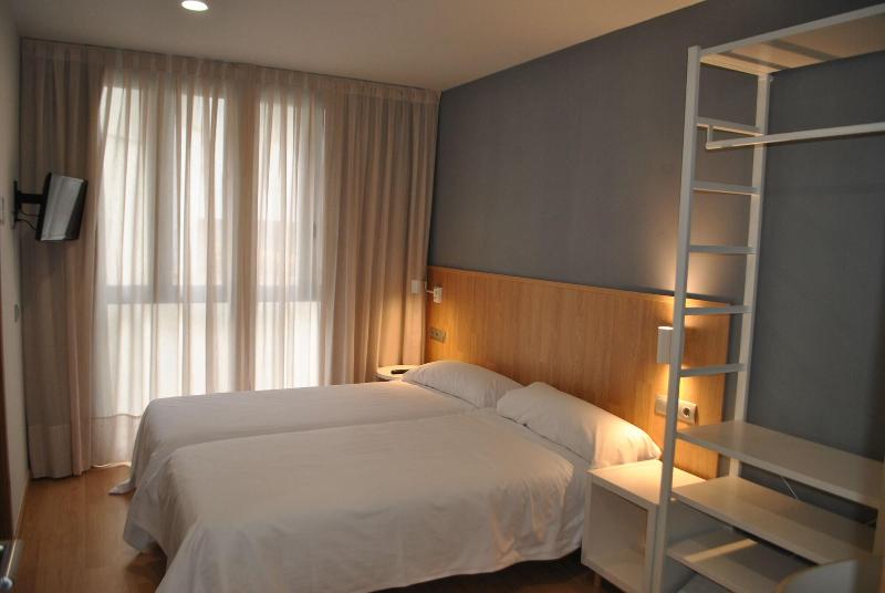 Imagen de alojamiento Hostal Universitat Cervera Imagen de alojamiento Hostal Universitat Cervera