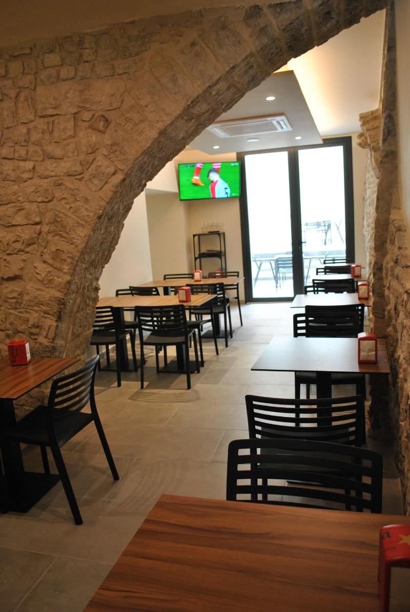 Imagen de alojamiento Hostal Universitat Cervera Imagen de alojamiento Hostal Universitat Cervera