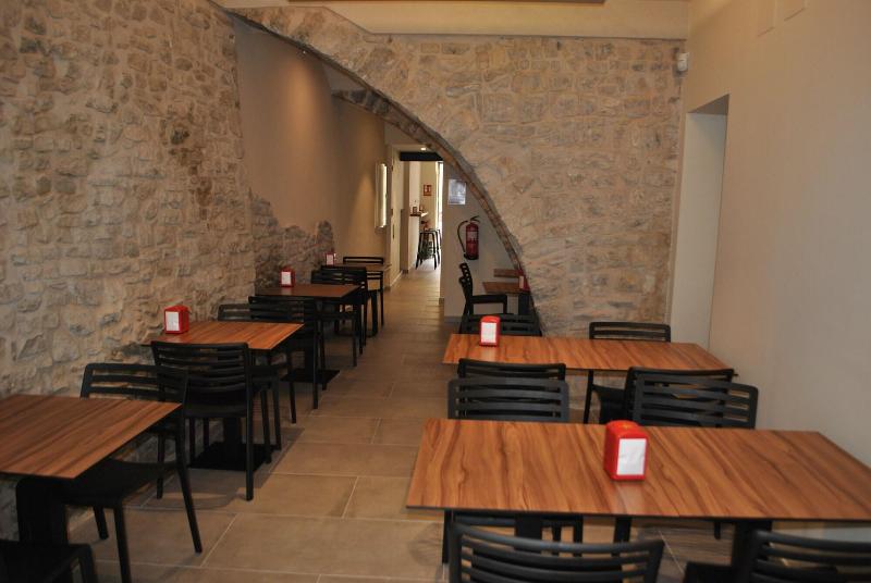 Imagen de alojamiento Hostal Universitat Cervera Imagen de alojamiento Hostal Universitat Cervera